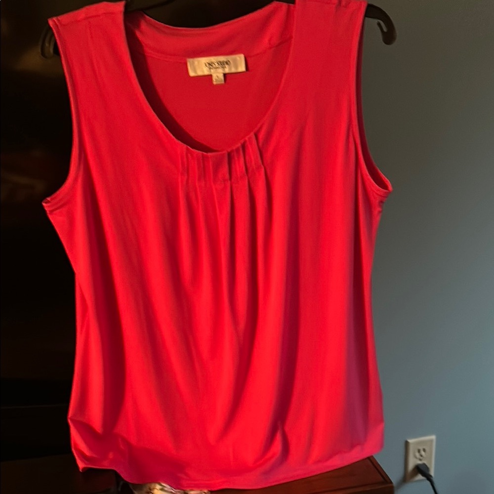 Jones Studio Pink Pleated Sleeveless Tank Top